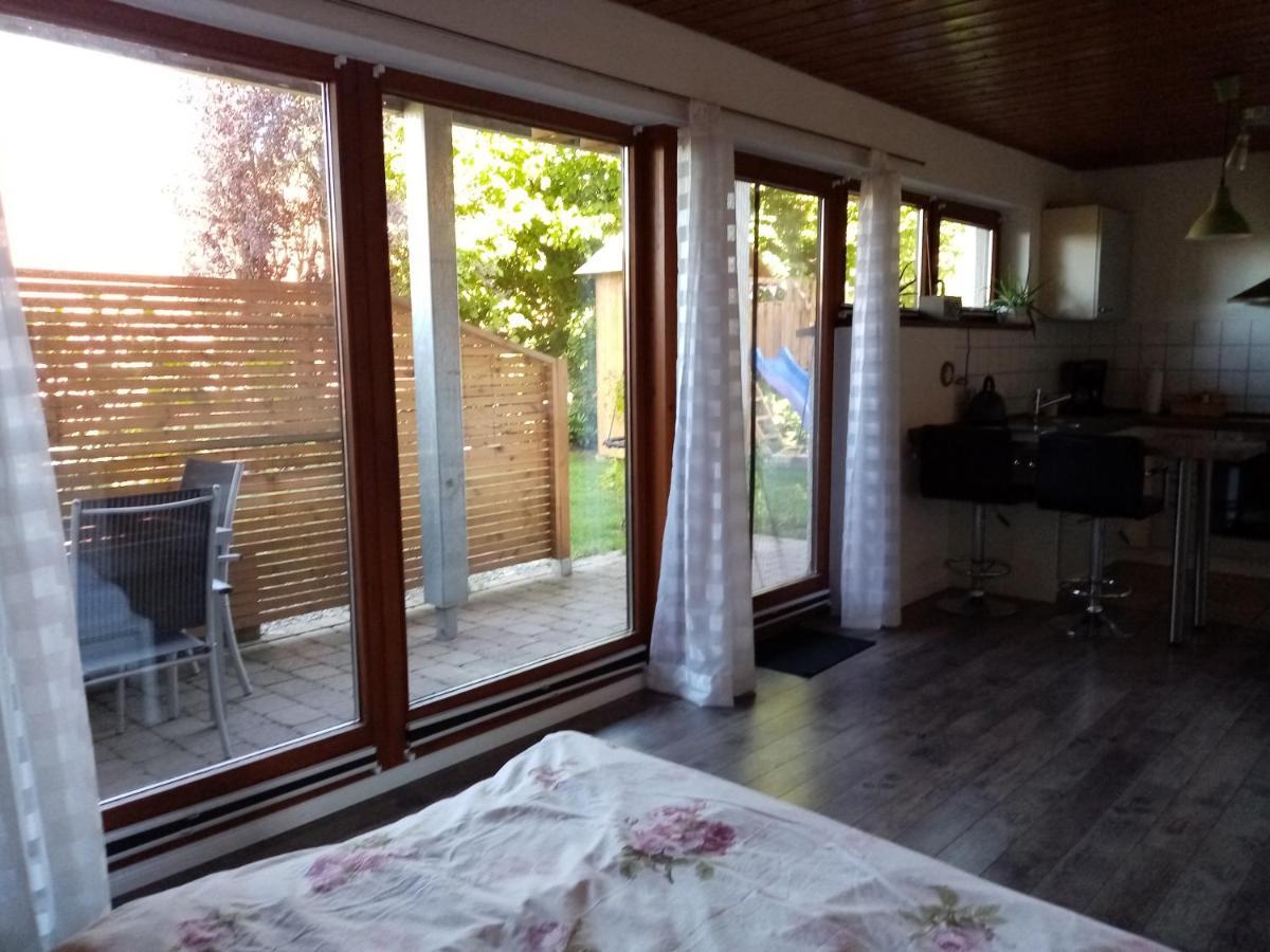 Schoene Einzimmer Wohnung Zwischen Bodensee Und Allgaeu Neukirch  Exteriér fotografie