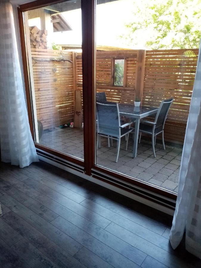 Schoene Einzimmer Wohnung Zwischen Bodensee Und Allgaeu Neukirch  Exteriér fotografie